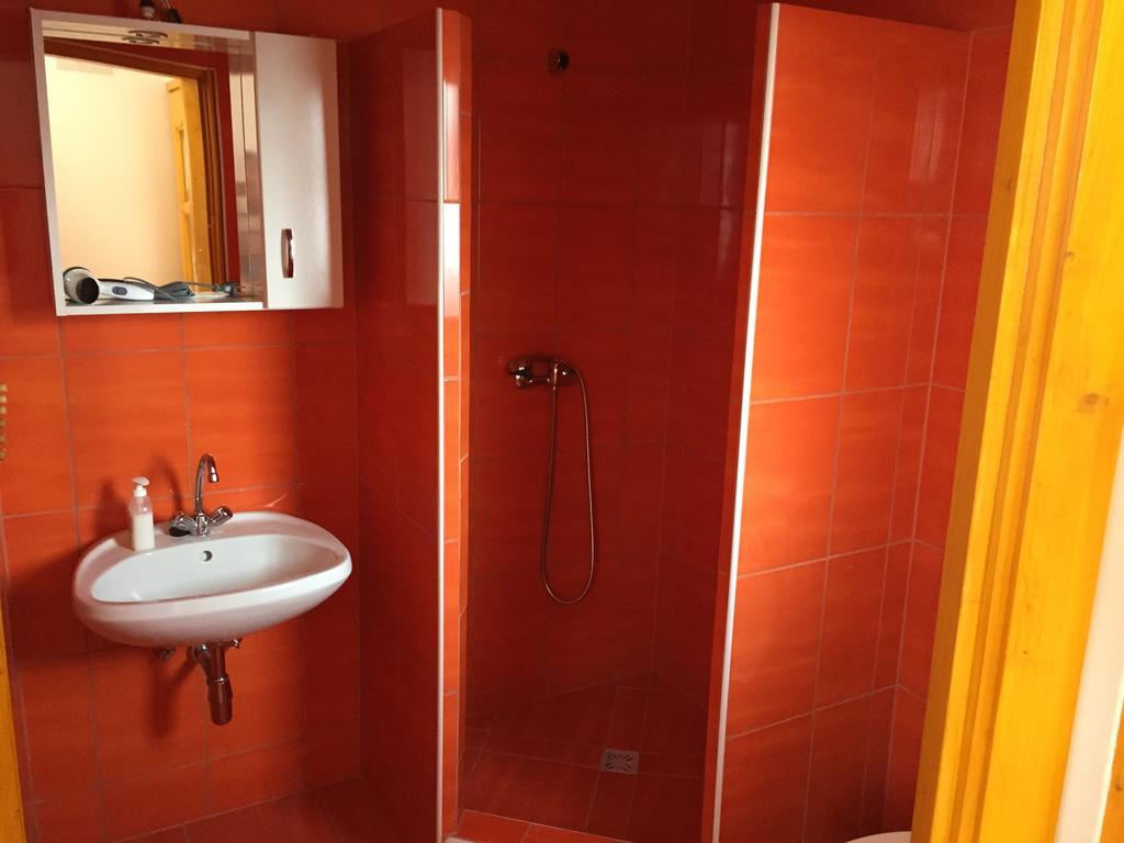 Aqua Thermal Soterapia Es Apartmanhaz Püspökladány Pokój zdjęcie