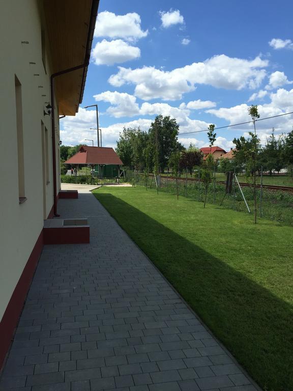 Aqua Thermal Soterapia Es Apartmanhaz Püspökladány Pokój zdjęcie