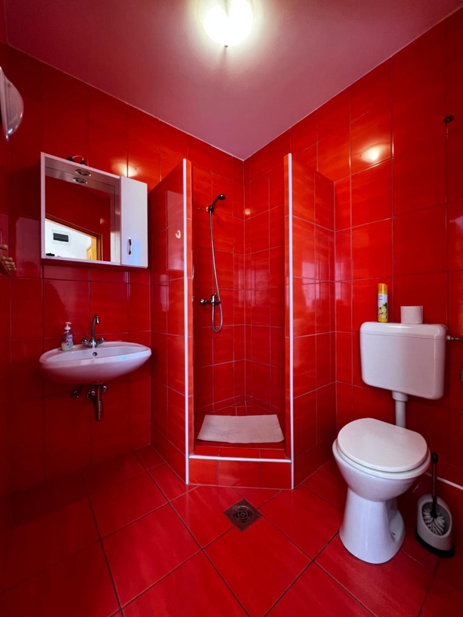 Aqua Thermal Soterapia Es Apartmanhaz Püspökladány Zewnętrze zdjęcie