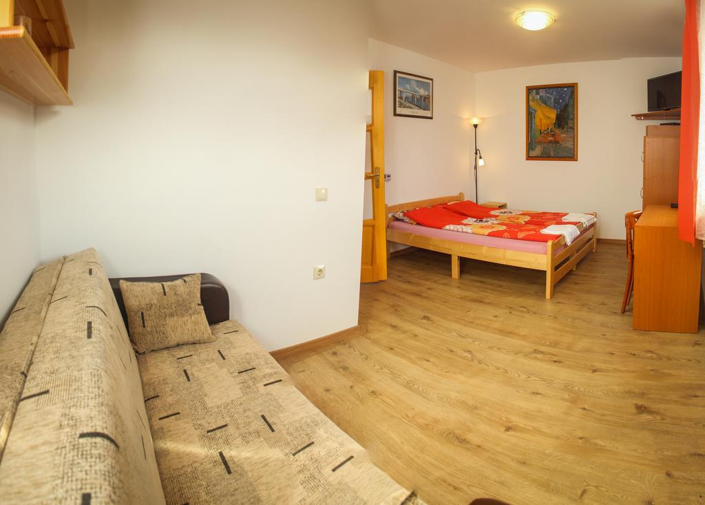 Aqua Thermal Soterapia Es Apartmanhaz Püspökladány Zewnętrze zdjęcie